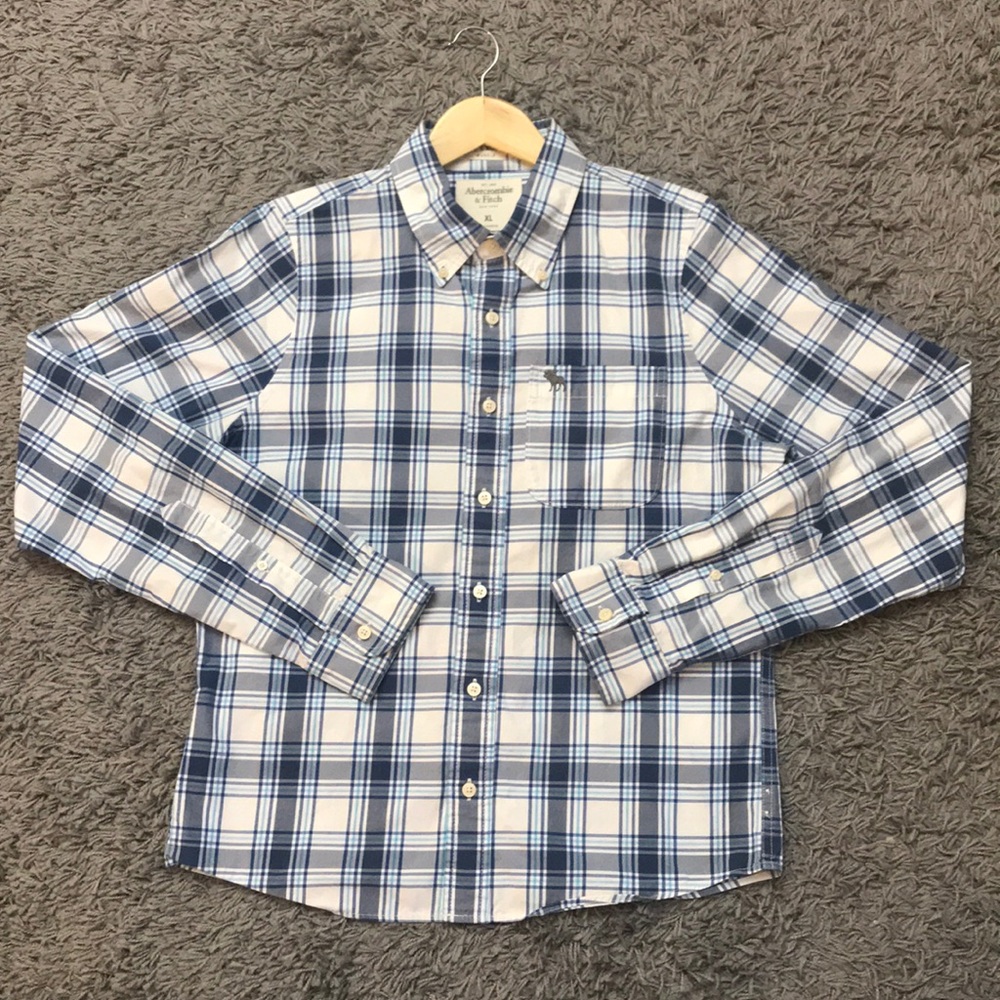 Abercrombie & Fitch Boys Muscle style Dress Shirt